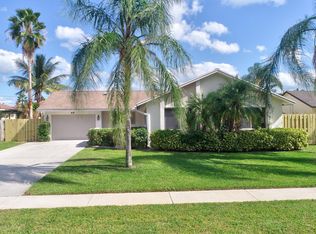 49 Vista Del Rio, Boynton Beach, FL 33426