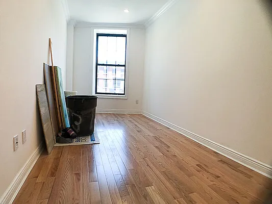 Rented by Francine Realty | media 27