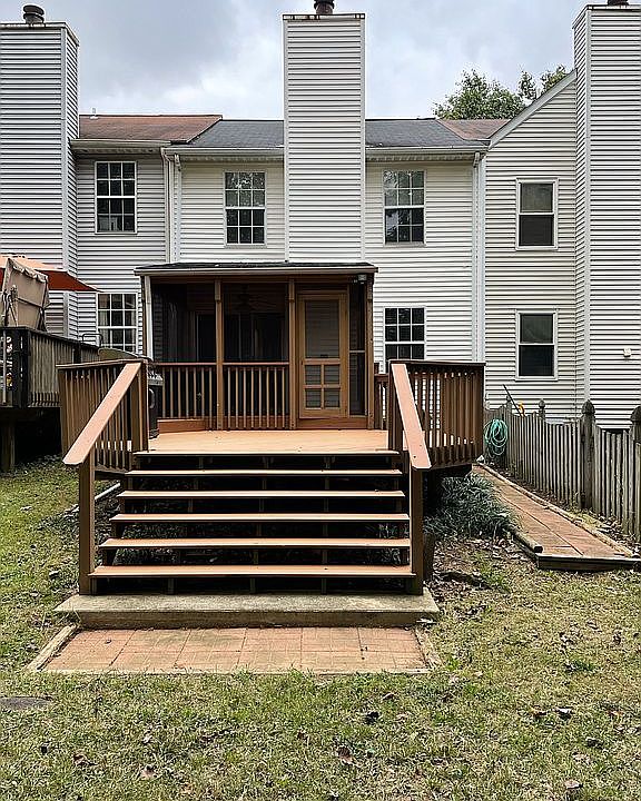 2nd image of 1861 Norhurst Way N