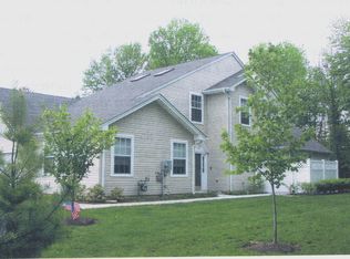 34 Fallview Ct, Hamilton, NJ 08690