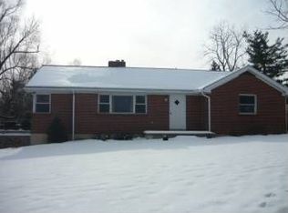 7901 Chambers Hill Rd, Harrisburg, PA 17111