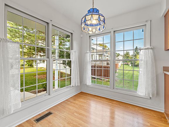 5th image of 645 Kendallwood Ct