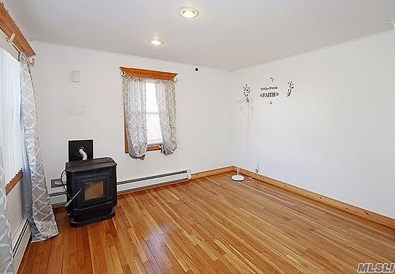 2nd image of 84 Brooklyn Ave