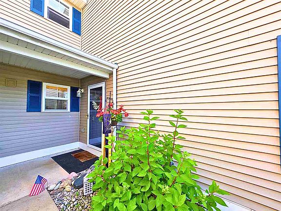 3rd image of 13585 Stover Ct APT 9