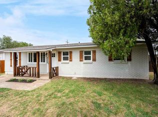 2309 NW Woodridge Dr, Lawton, OK 73507