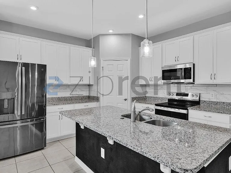 1105 Fig St — Photo 16