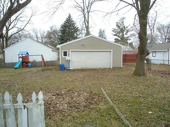 2nd image of 338 S Rosemary St