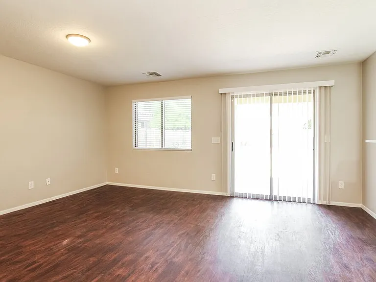 11146 W Brittlewood Dr — Photo 4