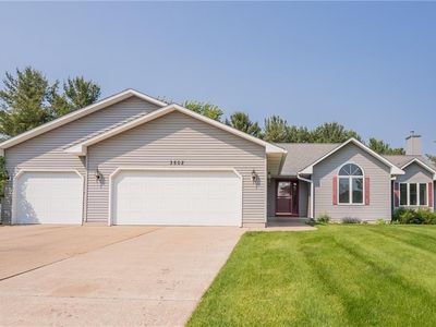 3502 Parkside Circle, Eau Claire, WI, 54701