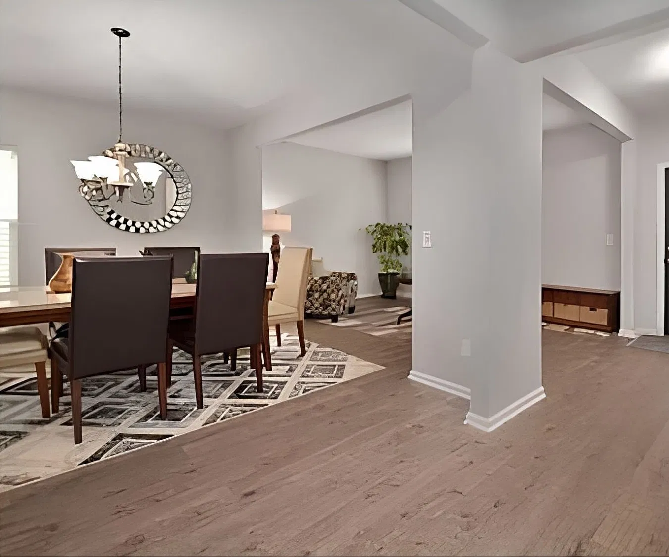 4 bed, 2.5 bath, 3291 sqft, $2,650 — Photo 4