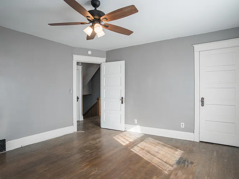 4228 Greenwood Pl — Photo 16