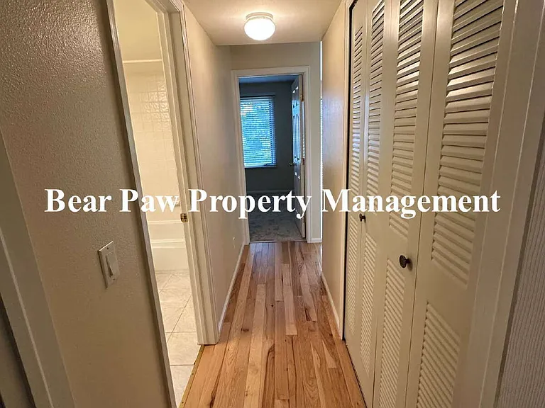 23619 Genesee Village Rd #B — Photo 11