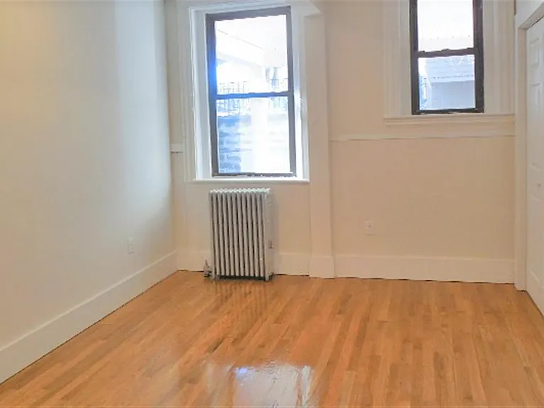 40 Cedar St #2L — Photo 6