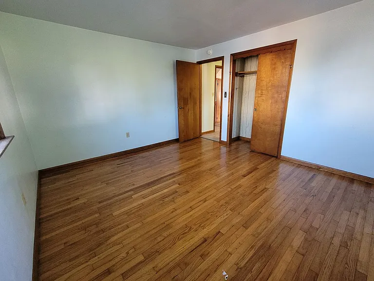 331 Newport Rd — Photo 13