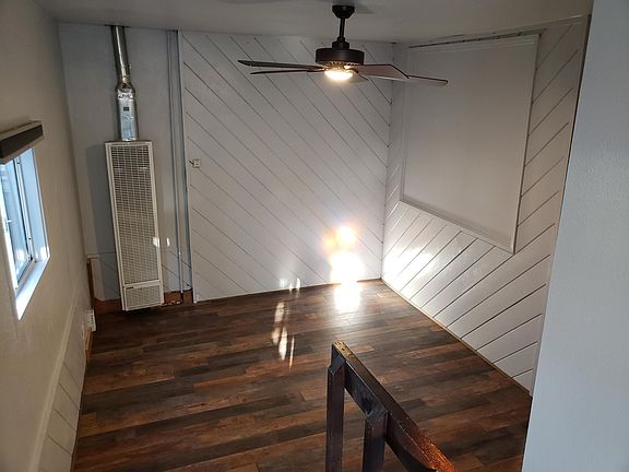2nd image of 5070 Santa Monica Ave