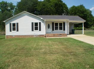 1430 Meadowbrook Dr, Pulaski, TN 38478