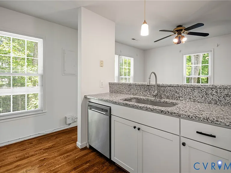 1704 Taft Pl #B — Photo 14