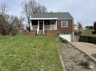 1235 Clifton Rd, Bethel Park, PA 15102