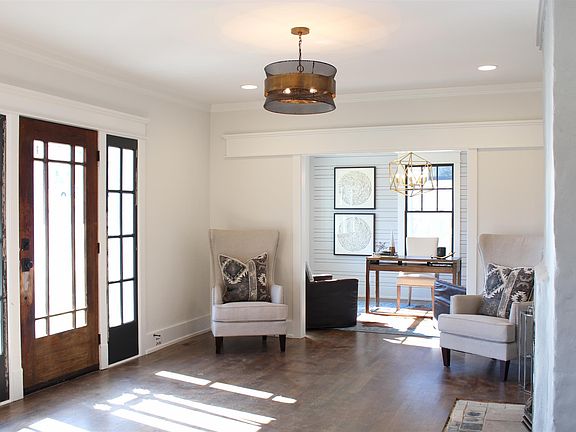 2nd image of 2406 Barton Ave