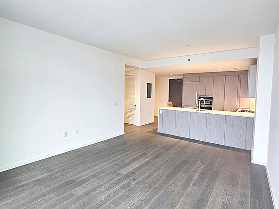 5th image of 133-36 37th Ave #5F