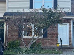 1115 Arlington Dr, Paris, KY 40361