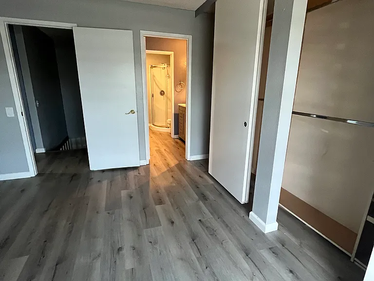 Master bedroom, direct access to bathroom.