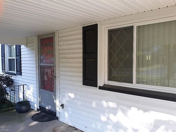 2nd image of 89 N Beverly Ave