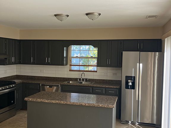 2nd image of 17445 Sauk Dr