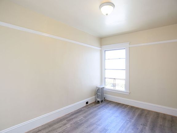 2nd image of 2230 Mission St APT 17