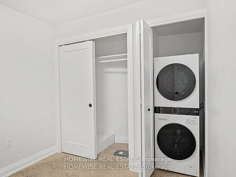 2563 Dundas St W #5 — Photo 7