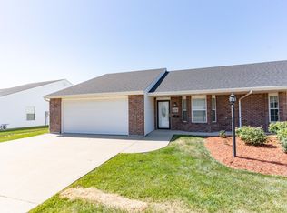 1216 Shepherds Dr, Moberly, MO 65270