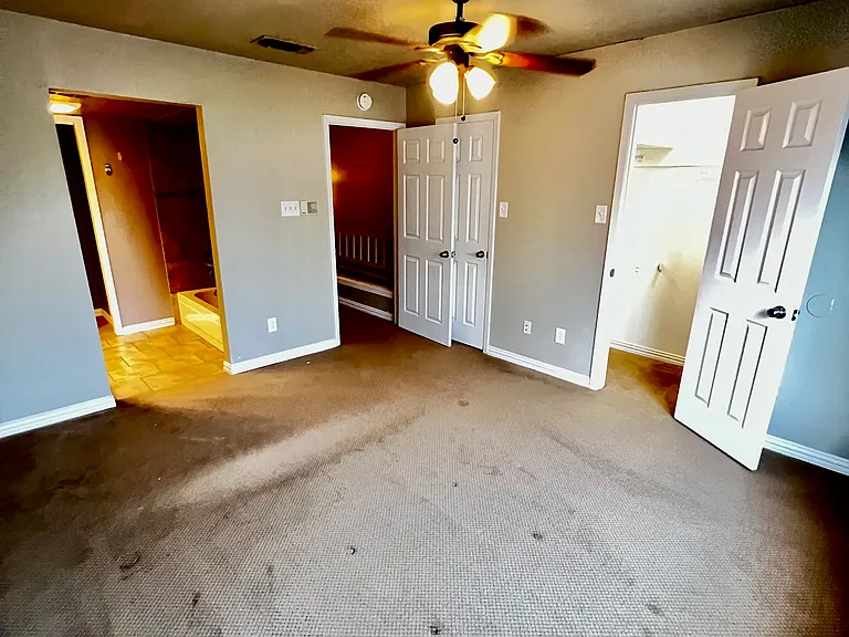 MASTER BEDROOM WITH TWO CLOSETS