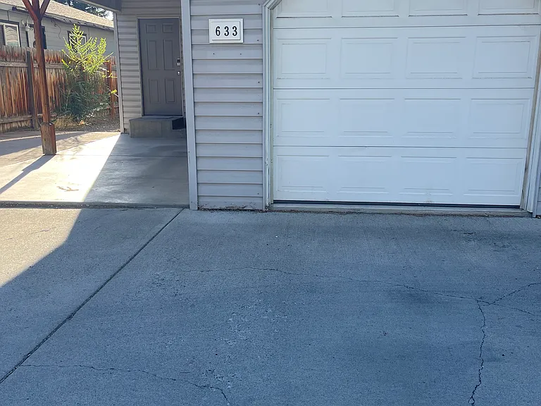 635 Sparks St N #633 — Photo 1