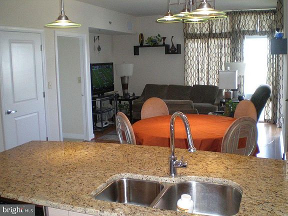 5th image of 5750 Bou Ave Unit 1101
