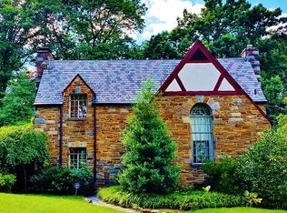 6916 Oakridge Rd, Hyattsville, MD 20782