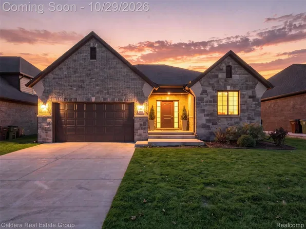 55151 Hanford Ct, Shelby Township, MI 48316