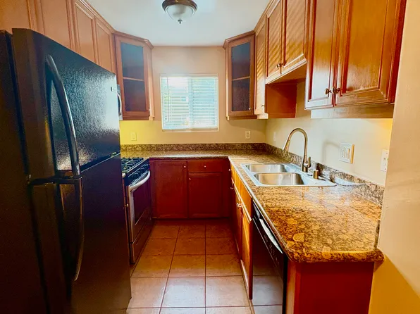 195 Avenida Descanso, Oceanside, CA