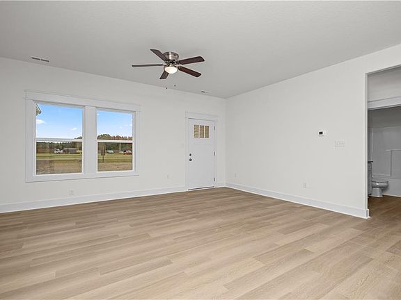 4th image of 1224 Campground Rd