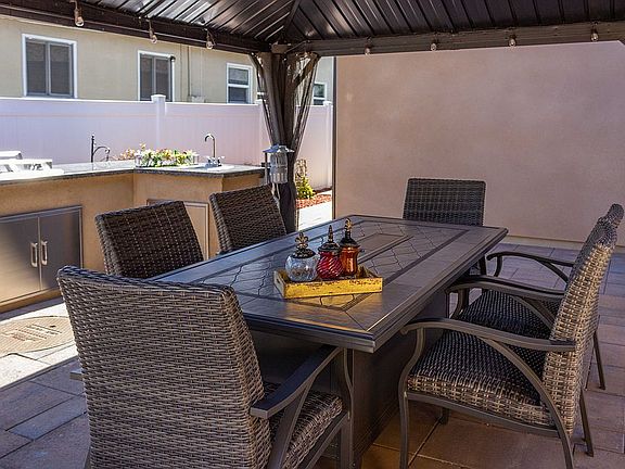 5th image of 826 Paseo Grande