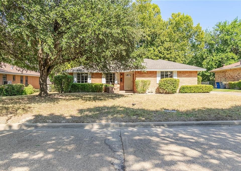 1st image of 5810 Trailwood Dr