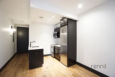 Rented by Rennit Inc.