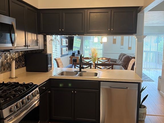 3rd image of 1698 Pebble Beach Cir