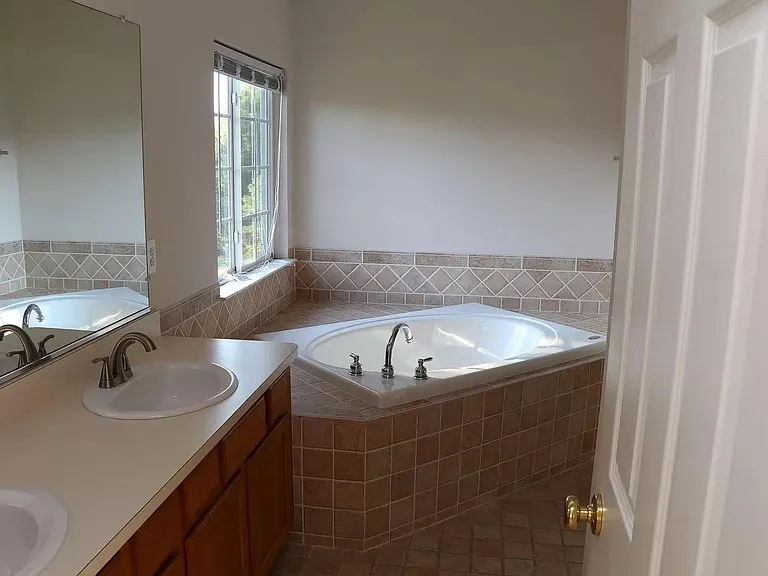1590 Scio Ridge Rd — Photo 14