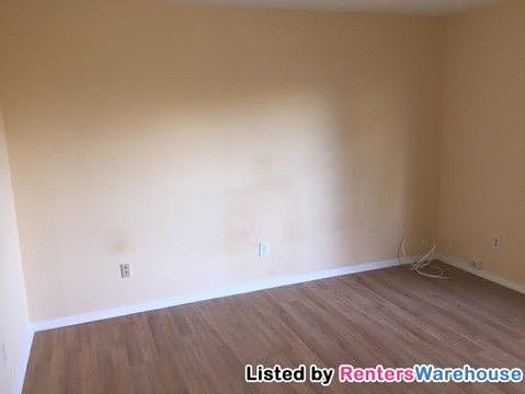 4th image of 3098 Destin Cir
