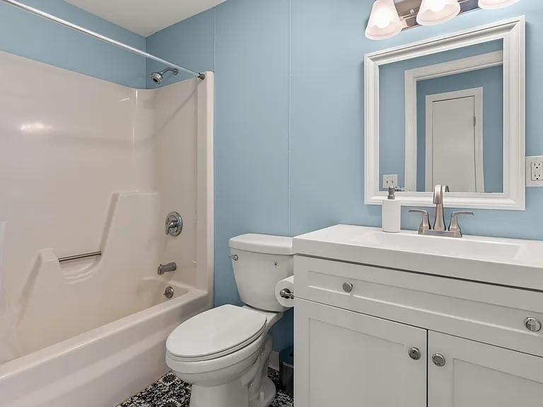 911 Ocean Blvd #4 — Photo 18