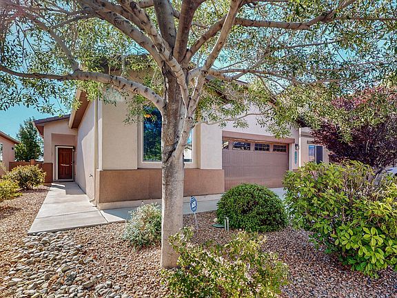 2nd image of 2027 Maywood Dr SE