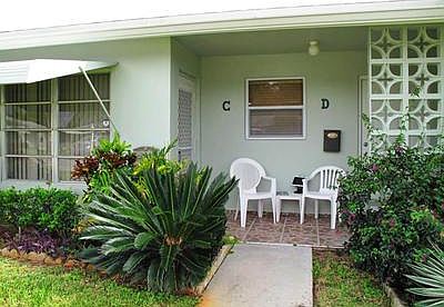 Front view of villa (2)