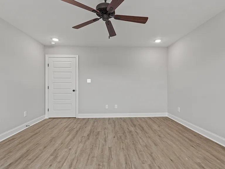 Lucas Ferry Townhomes — Photo 70