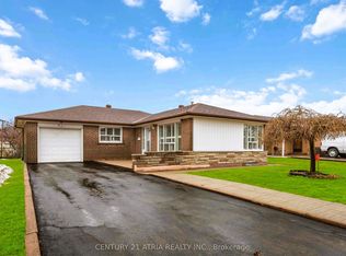 60 Council Cres, Toronto, ON M3J1J6