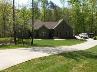 136 Old Vineyard Ct, Stoneville, NC 27048